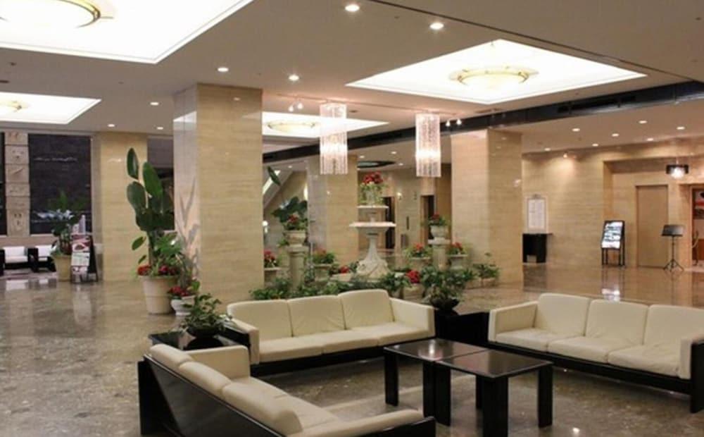 Hotel Nagoya Garden Palace מראה חיצוני תמונה