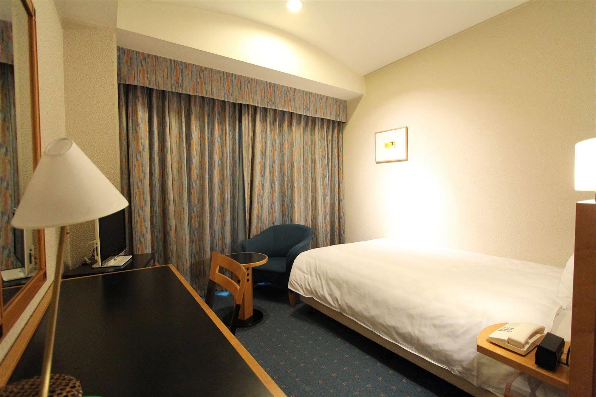 Hotel Nagoya Garden Palace מראה חיצוני תמונה