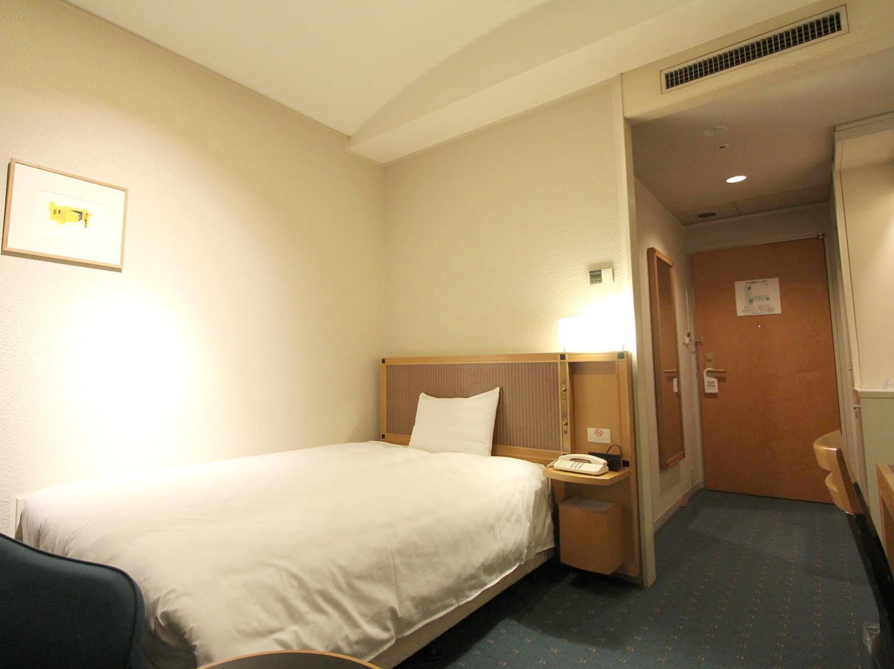 Hotel Nagoya Garden Palace מראה חיצוני תמונה